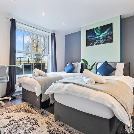 Villa Impeccable 4-Bed House In Brixton London Exterior foto