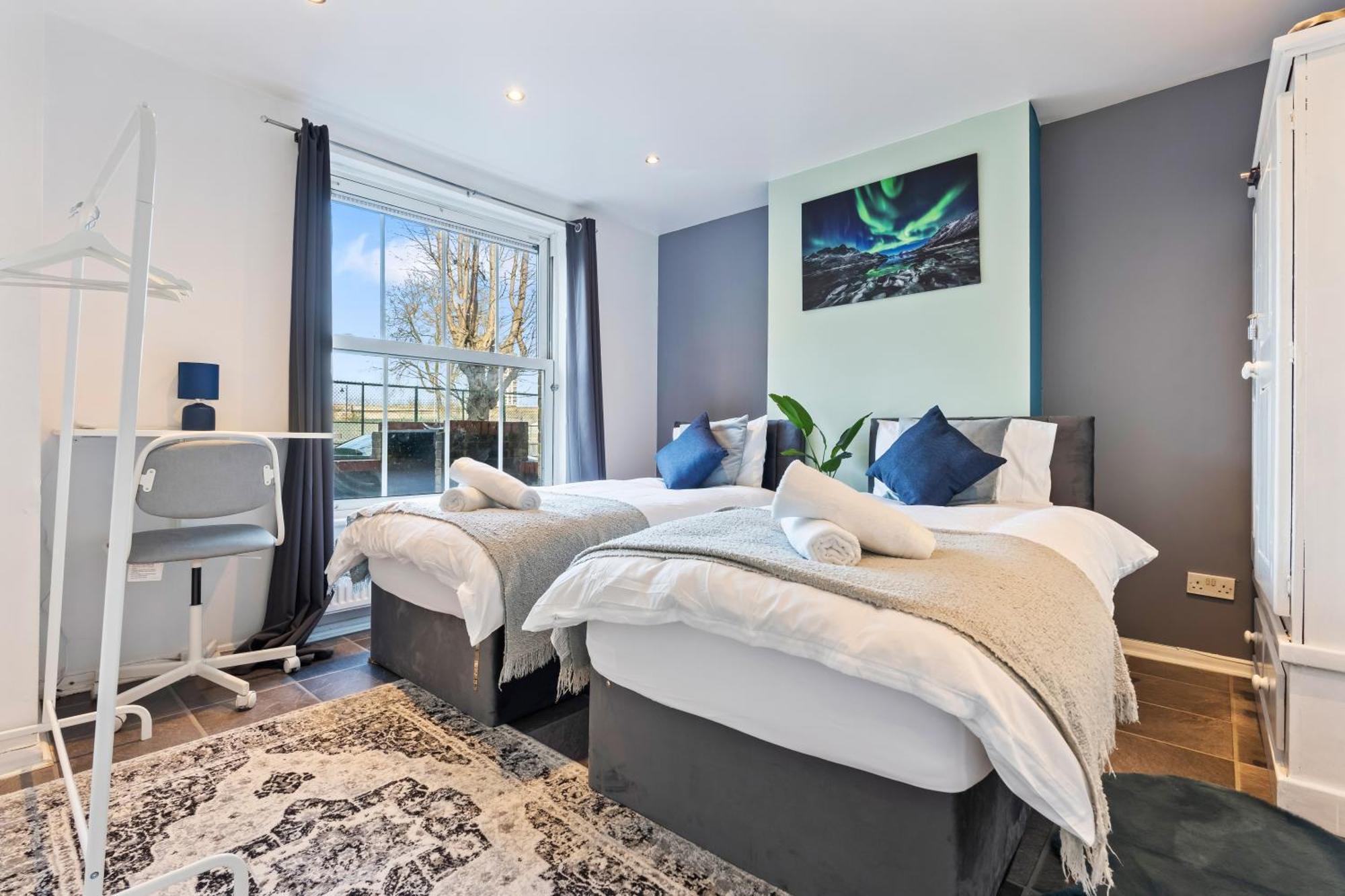 Villa Impeccable 4-Bed House In Brixton London Exterior foto