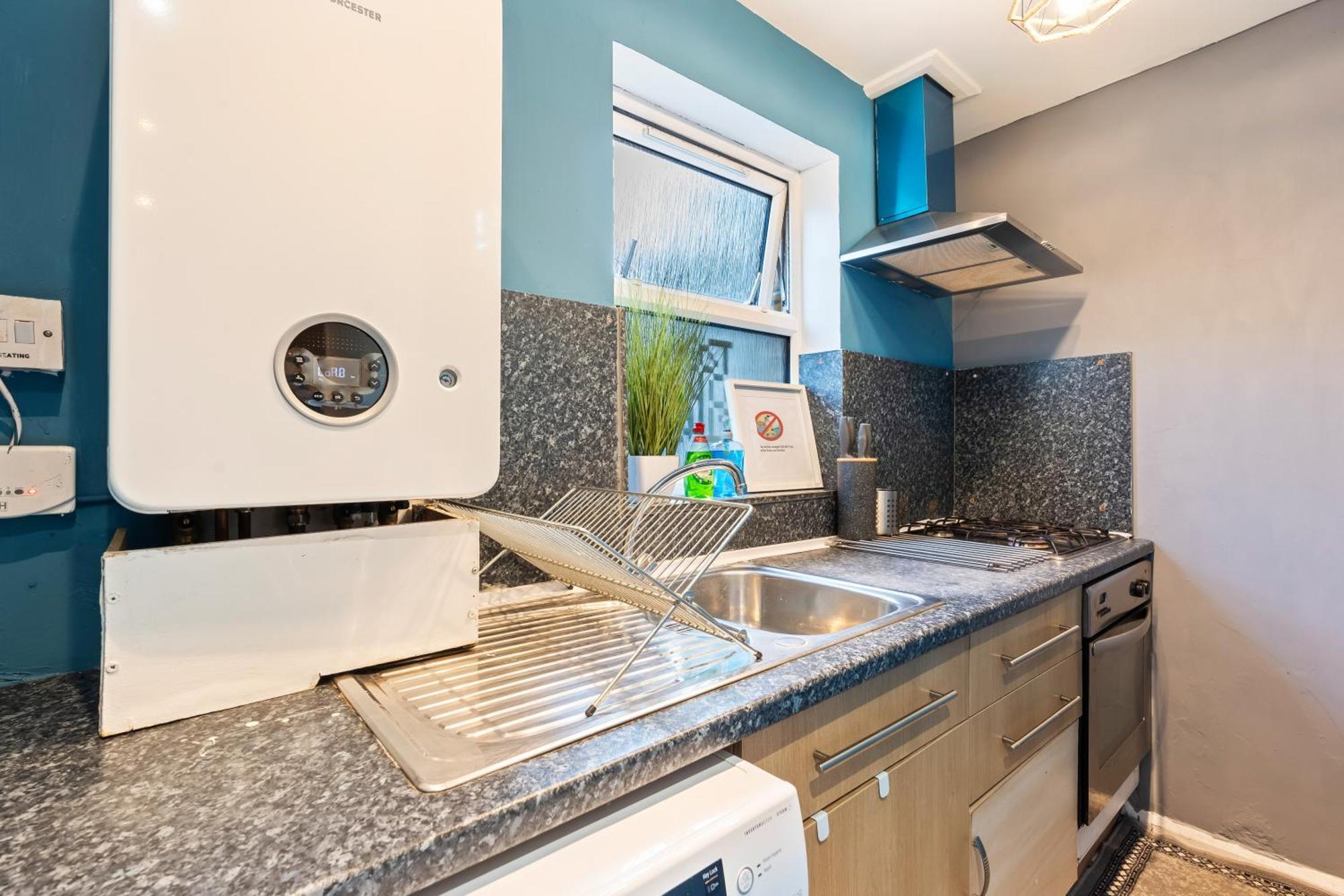 Villa Impeccable 4-Bed House In Brixton London Exterior foto